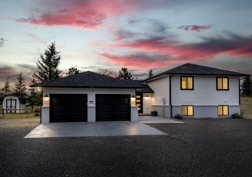 Fully renovated Cheyenne home at dusk, flipped by House Buyers of Cheyenne